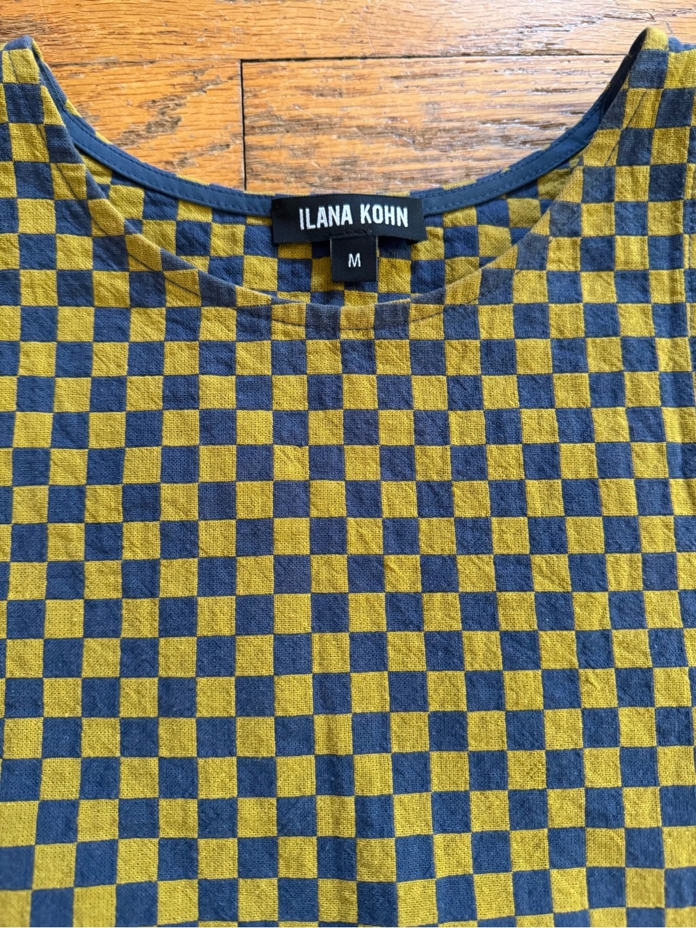 Ilana Kohn Mustard & Navy Checkerboard Sleeveless Crop Top - Picture 2 of 2